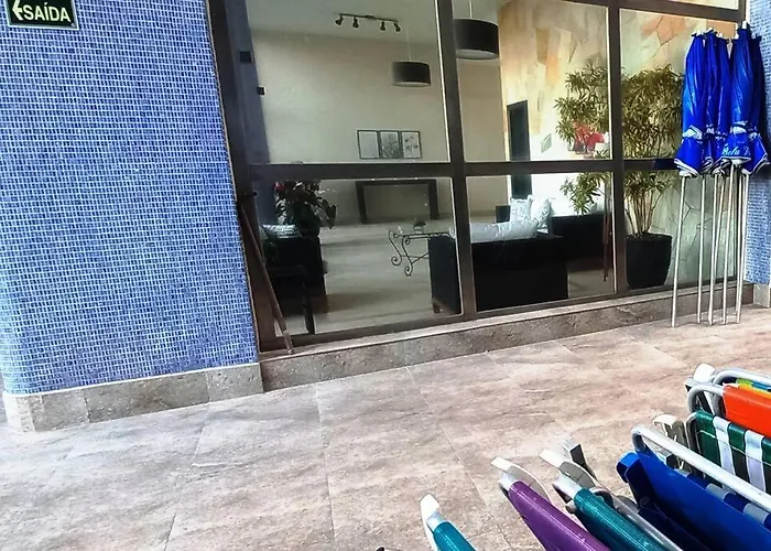 Vista Maravilhosa De Frente Para O Mar. Pe Na Areia! Vaga Na Garagem. Guarujá
